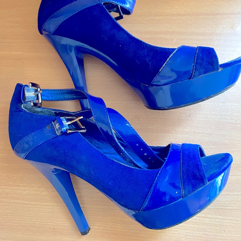 Anne Michelle Heels